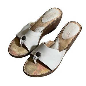 Earthy Y2K Bohemian Born Leather Wedge Thong Sandals Slip-On Floral Footbed US 7